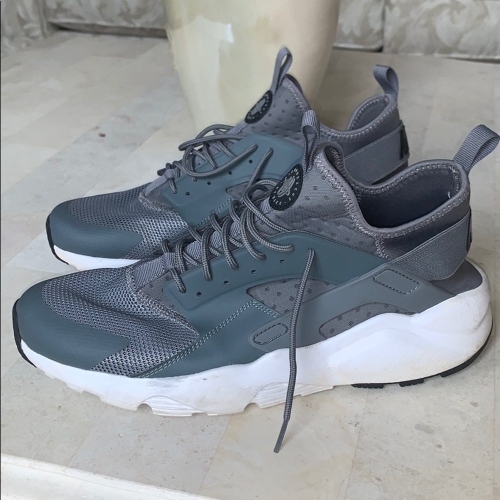 Nike Huaraches